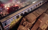 Ужасна катастрофа межу товарен и пътнически влак в Гърция, над 30 загинали и над 80 ранени