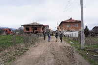 Благоустрояват улица в село Бачево