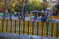 Община Благоевград и ЛИДЛ подариха на децата обновена площадка