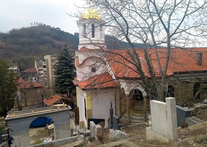 Вековната църква „Св. Николай Чудотворец” в Дупница вече има свой сайт