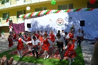 Детски фолклорен фестивал весели Благоевград