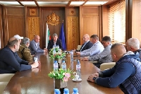 Кметът на Банско привика фермерите заради зачестили нападения на пастирски кучета Кметът на Банско привика фермерите заради зачестили нападения на пастирски кучета