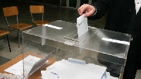 Цецка Цачева води пред ген. Радев в Благоевград при 27% обработени протоколи Цецка Цачева води пред ген. Радев в Благоевград при 27% обработени протоколи