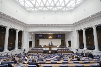 Четирима нови депутати влизат в парламента Четирима нови депутати влизат в парламента
