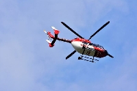 Хеликоптер летя незаконно ниско над плажа край Созопол, хвърли снимки на Тодор Живков