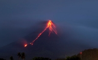 Ново и зрелищно изригване на вулкана Етна в Италия