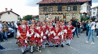 Пъстър фолклорен фестивал води туристи в СПА курорта Баня