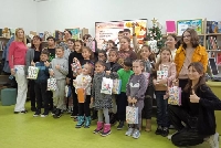 Празник за деца от Украйна в библиотеката - насладиха се на нови знания, забавления и вкусни изненади
