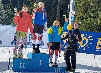 Скиорите на СК Юлен окупираха върха на състезание в Банско