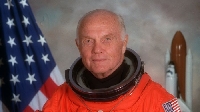 Почина легендарният астронавт Джон Глен