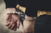 Арестуваха четирима мъже за опит за убийство с бухалка в София Арестуваха четирима мъже за опит за убийство с бухалка в София