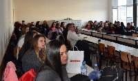 Студенти от ЮЗУ обсъждаха манипулациите на журналистиката