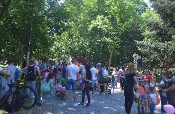 Приключения и забавления вдъхновиха стотици деца на 1 юни в Благоевград
