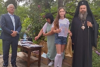 Митрополит Серафим награди деца от Разлог в конкурса Бог е любов