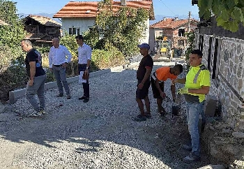 Провериха как вървят ремонтите на улици в град Добринище
