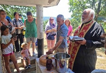 Жители на Ракитна и гости от Израел почетоха паметта на света Марина