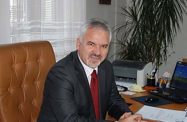 Вельо Илиев