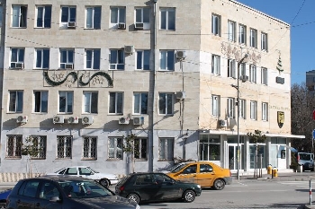 Извозиха 2600 кубика сняг от Петрич, глобят фирма за несвършена работа