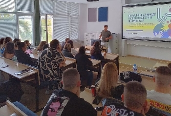 Дигиталните комуникации във фокуса на публична лекция в ЮЗУ  Неофит Рилски