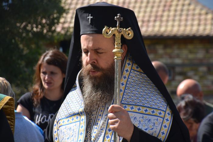 Неврокопският митрополит Серафим ще получи днес Почетния знак на президента