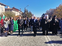 Хиляди се стекоха в Гоце Делчев, за да се докоснат до благославията на патриарх Даниил