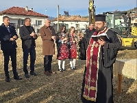 Строят площадка спорт деца и младежи в село Долно Драглище