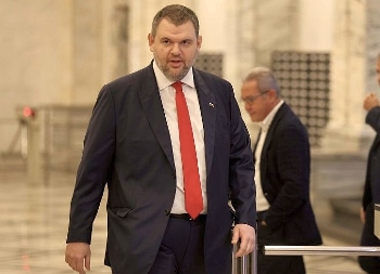 ДПС - Ново начало поиска незабавни оставки от членовете на КЕВР заради фарса с тока