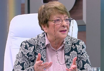 Вратата на този свят затвори поетесата Мая Вапцарова, племенница на Никола Вапцаров