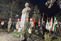 Шествие и поклон пред величието на Васил Левски в Благоевград Шествие и поклон пред величието на Васил Левски в Благоевград