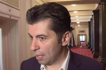 Повдигнаха обвинение и на Кирил Петков за опит за принуда