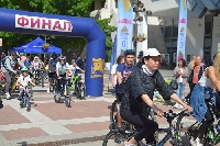 Третокласник спечели велосипед в инициативата Благоевград на две колела Третокласник спечели велосипед в инициативата Благоевград на две колела