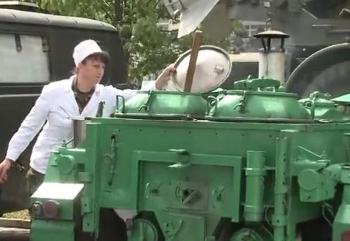Кюстендил отбеляДеня храбростта с традиционвойнишка боб чорба