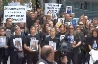 Протестно шествие изпълни улиците на Кочани в памет на загиналите при пожара на 16 март