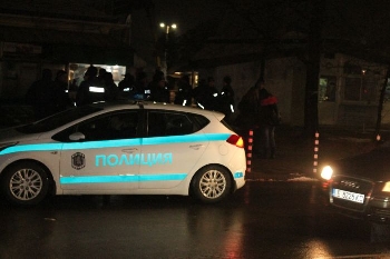 Две млади жени от Сандански набиха и обраха мъж от Дамяница
