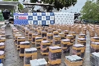 Удар по наркомафията, спипаха над 6 тона кокаин в ями и подводница за над 300 млн. долара Удар по наркомафията, спипаха над 6 тона кокаин в ями и подводница за над 300 млн. долара