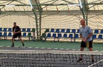 ЮЗУ почете паметта Петър Байкушев с турнир по тенис корт