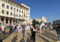Протест срещу еврото блокира пак центъра на София Протест срещу еврото блокира пак центъра на София