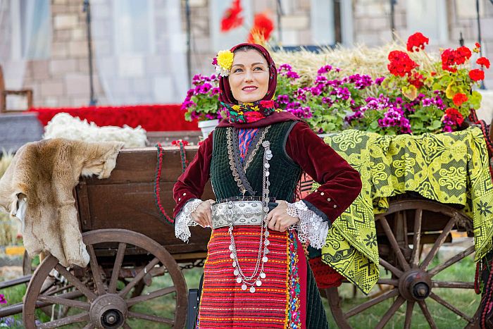 Снимки: Община Разлог, архив
