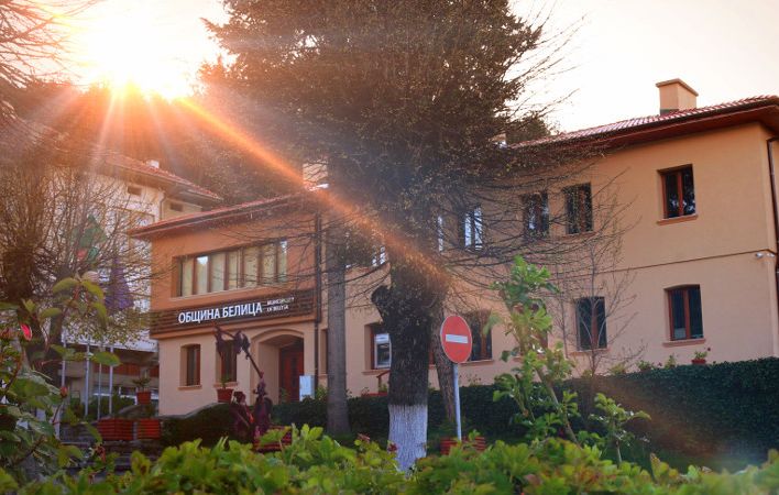 Увеличиха заплатите на кметовете на села в община Белица