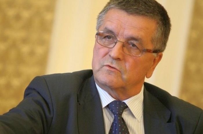 ДПС изгуби доц.д-р Алиосман Имамов