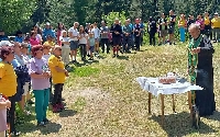 Над 150 планинари се помолиха в параклиса край хижа Яворов Над 150 планинари се помолиха в параклиса край хижа Яворов
