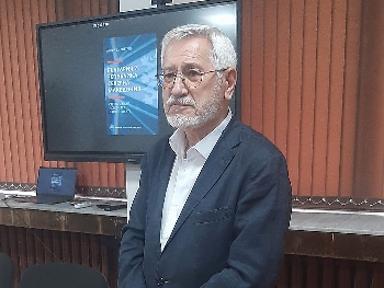 Книгата дипломата Ангел Димитров - съвременснимка идеологиите, политиките и митологемите в РСМ
