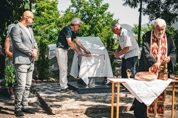 В Крупник откриха паметплоча в чест бежанците от село Зарово