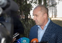 Радев: Светът е в период, в който сигурността не е гарантирана, а стабилността започва да се превръща в лукс Радев: Светът е в период, в който сигурността не е гарантирана, а стабилността започва да се превръща в лукс