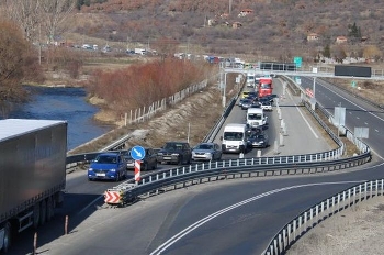 Ремонти ограничават движението от Благоевград до Симитли