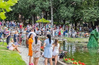 Юли ще бъде горещ в Разлог с театър, музика, празници и настроение