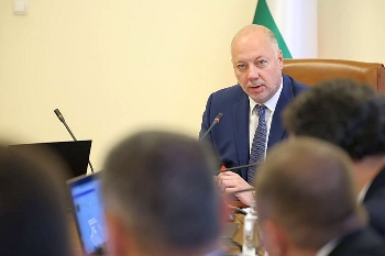 Премиерът: Без лятпочивка правителството и контролните органи по пътищата
