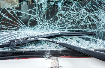 47 души са ранени след меле между автобуси в Атина