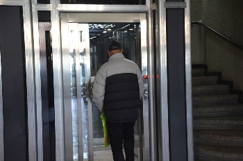 Асансьор за хора с увреждания вече има в Община-Гоце Делчев