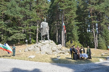 Със събор Попови ливади почитат 122 години от Илинденската епопея